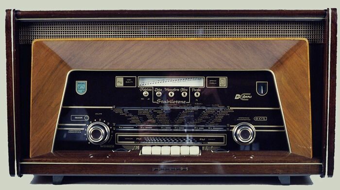 lineair partij Vernietigen Collectiestuk: Philips radio-versterker Bi-Ampli Stabilotone | Museum  Rotterdam
