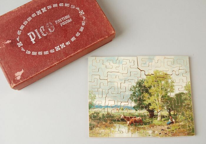 lepel Bijbel Stamboom Collectiestuk: Rode doos met puzzel van vijftig stukjes, waarop landschap  met koeien, bomen, lucht | Museum Rotterdam