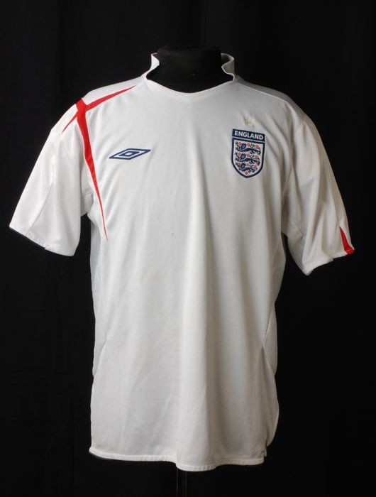 Collectiestuk: Wit voetbalshirt van het Engelse merk maat L | Rotterdam